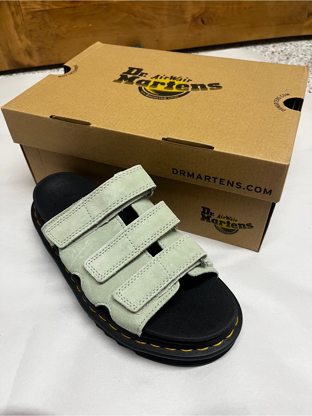 Dr. Martens Women's Comfort Raine Slide Suede Sandals Green /Black New In Box